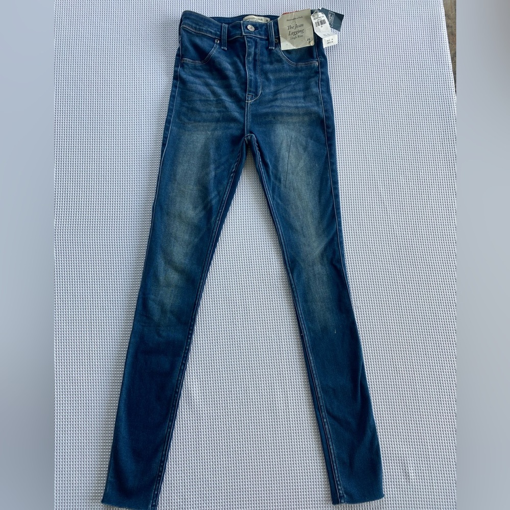 Abercrombie & Fitch High Rise Jean Legging | Size 26 | NWT